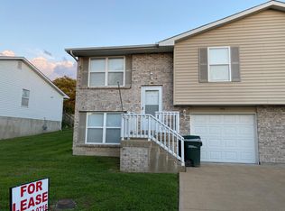 346 Oak Ridge Pkwy, Arnold, MO 63010