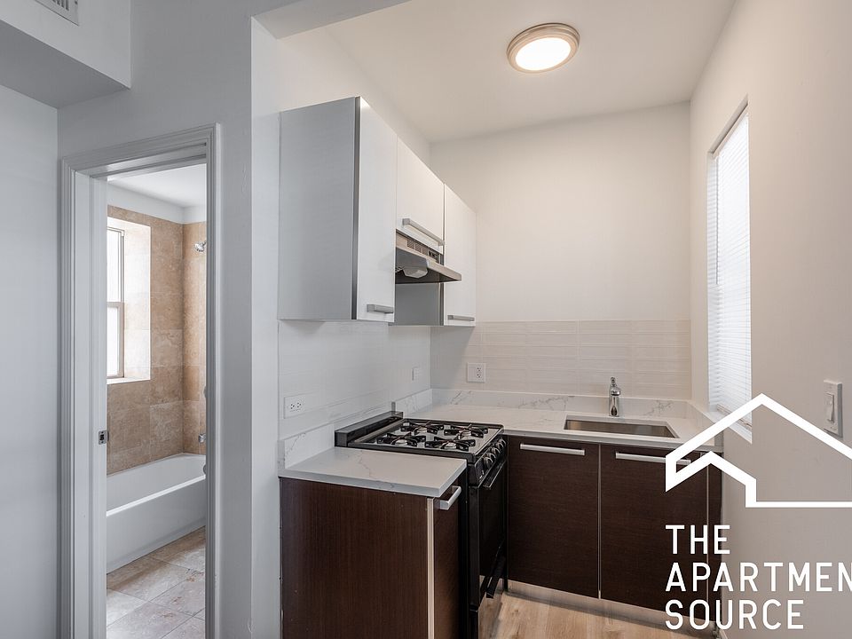 1st image of 5054 N Winthrop Ave APT 105