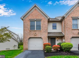 220 Timber View Dr, Harrisburg, PA 17110