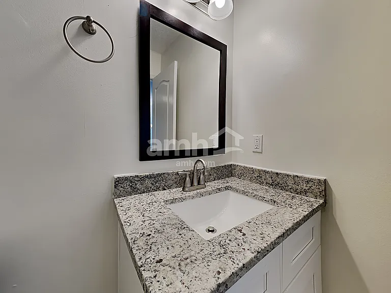 378 Moreland Cir — Photo 16
