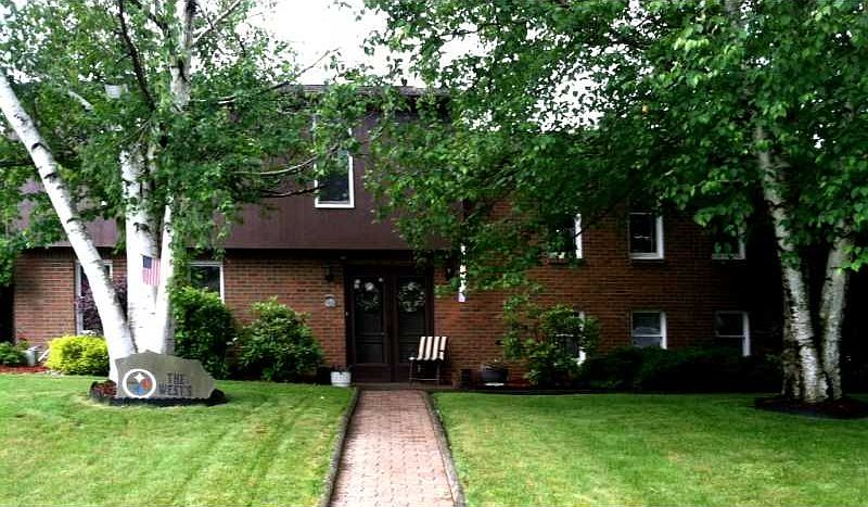 1st image of 102 Elgin Dr