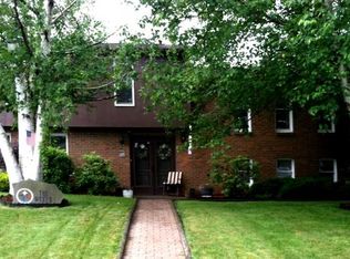 102 Elgin Dr, Greensburg, PA 15601