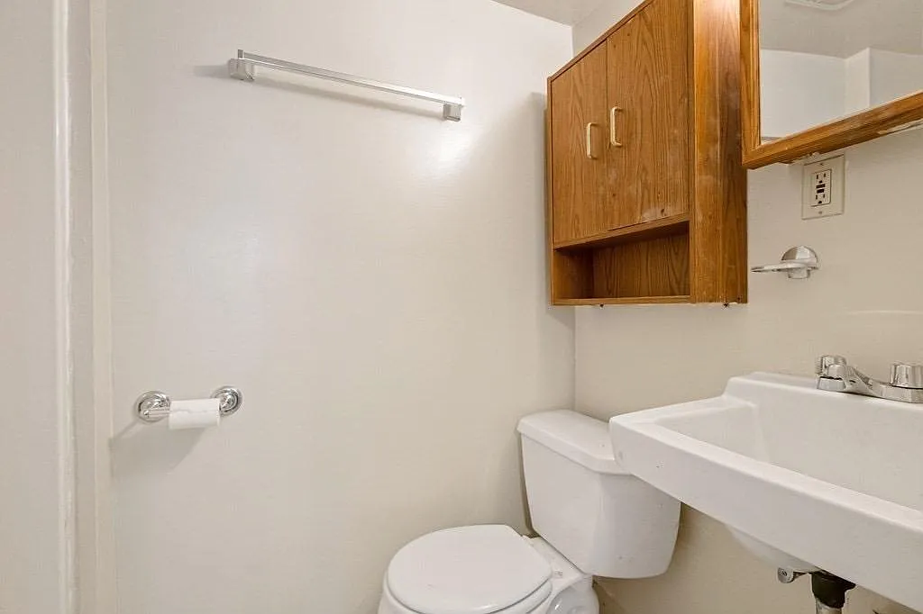1 bed, 550 sqft, $1,600 — Photo 4