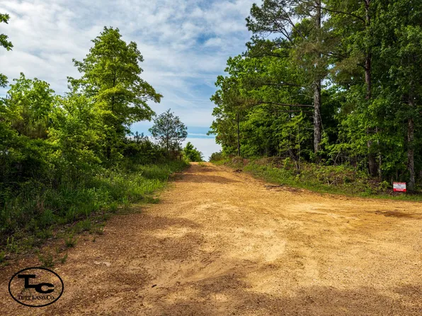 2181 Grooms Rd #13, Henderson, TN 38340