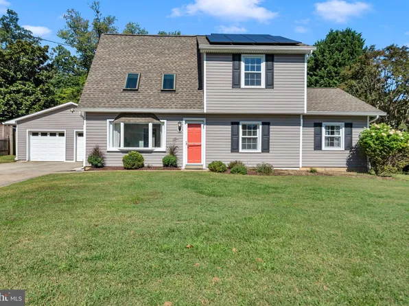 946 Shore Acres Rd, Arnold, MD 21012