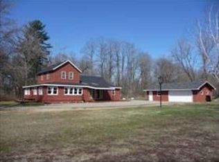 E3202 Cross Rd, Waupaca, WI 54981