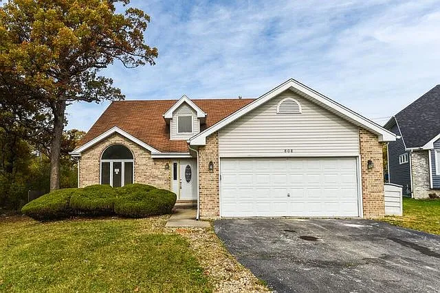 808 Huntley Woods Dr photo 1