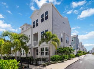 2500 Boone Ct, Sarasota, FL 34237