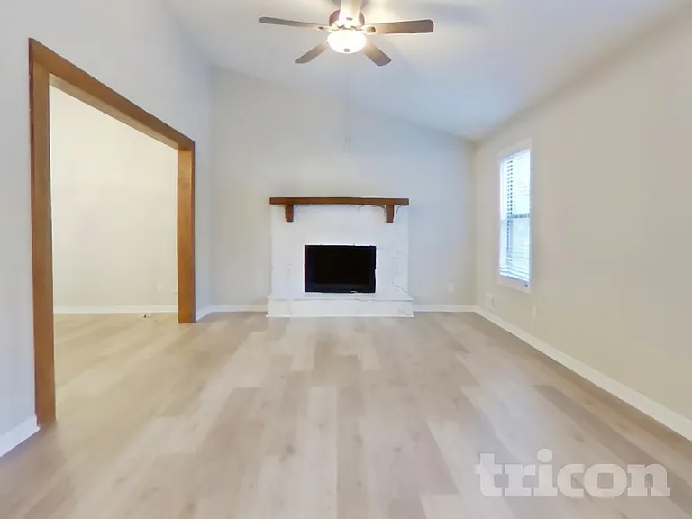 278 Shalloway Dr NE — Photo 4