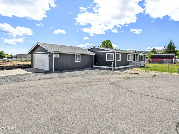 6000 Crestfields Rd, Yakima, WA 98903
