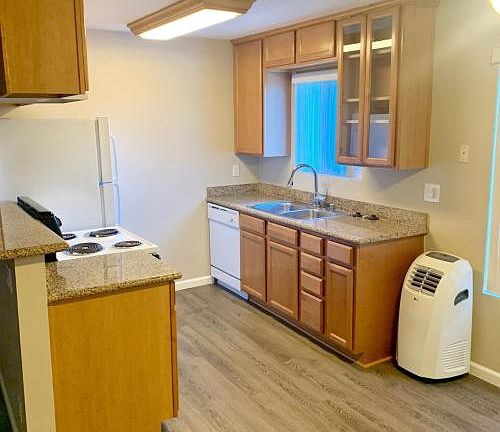 3rd image of 6333 College Grove Way Unit 1123