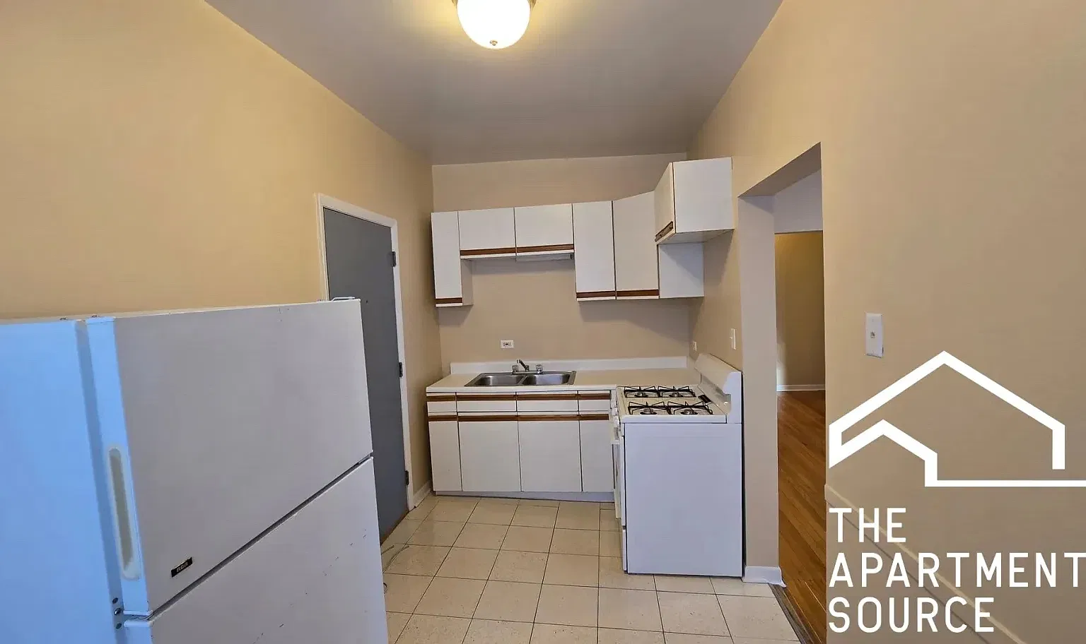 Studio, 550 sqft, $1,200 — Photo 2