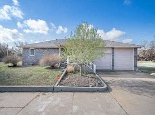 221 W Murdock St, Andover, KS 67002