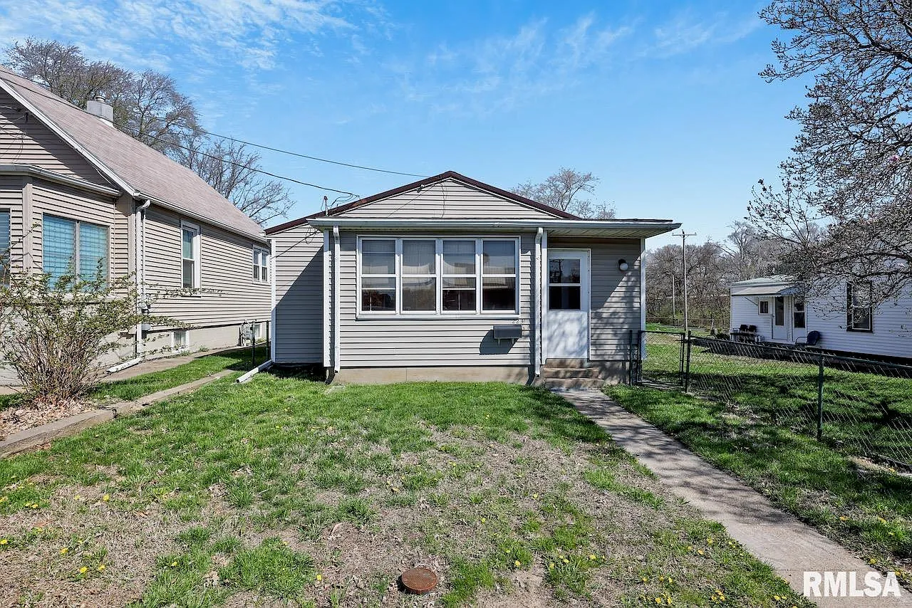 223 Collier Ave photo 1