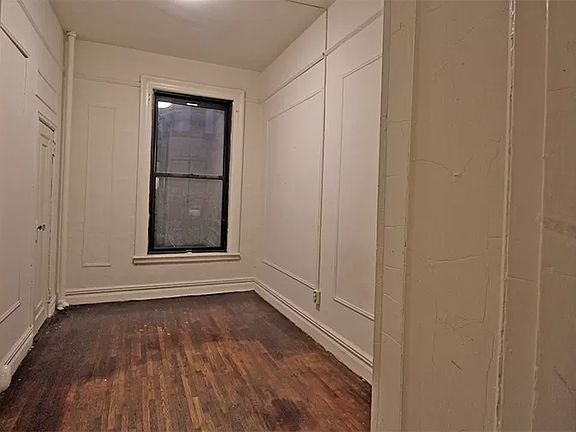 5th image of 334 W 85th St APT 1A