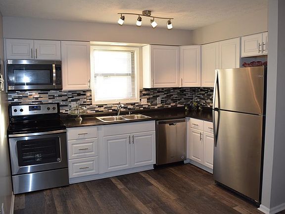 2nd image of 5597 London Dr