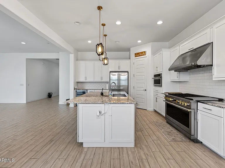203 E Birchwood Pl — Photo 15