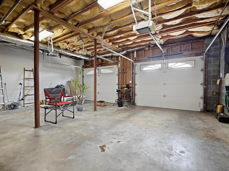 524 Crewdson St — Photo 29
