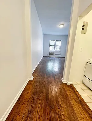 Rented by Urban Real Estate Inc | media 18