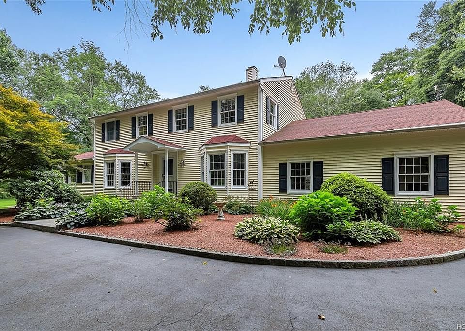 1st image of 371 Birdsall Dr