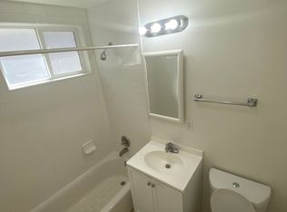 1840 Euclid St, Santa Monica, CA 90404