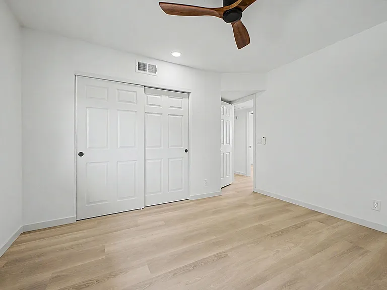 1812 W Village Way — Photo 19