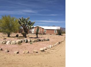 2875 E Hardy Dr, Yucca, AZ 86438