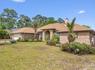 1774 Villa Vizcaya Dr, Navarre, FL 32566