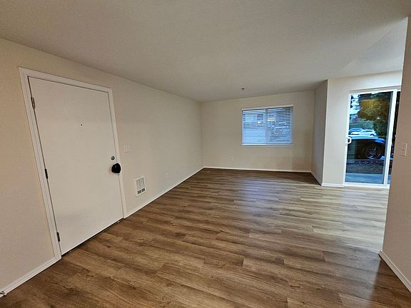 5th image of 429 SW 155th St #69dbd5786