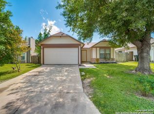 215 Saddlebrook Dr, San Antonio, TX 78245