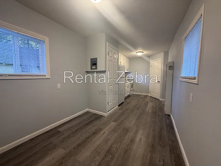 8301 Trout Ave #9 — Photo 5