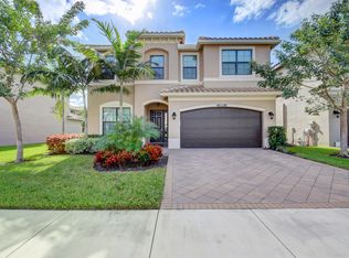8064 Green Tourmaline Ter, Delray Beach, FL 33446