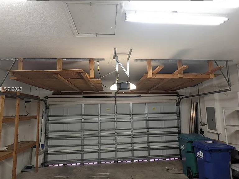 8929 NW 165th Ter — Photo 21