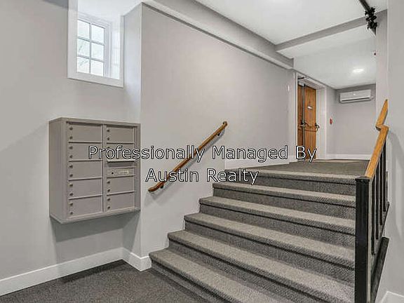 5th image of 4719 Macklind Ave #15