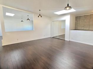 2811 Chapman St, Oakland, CA 94601