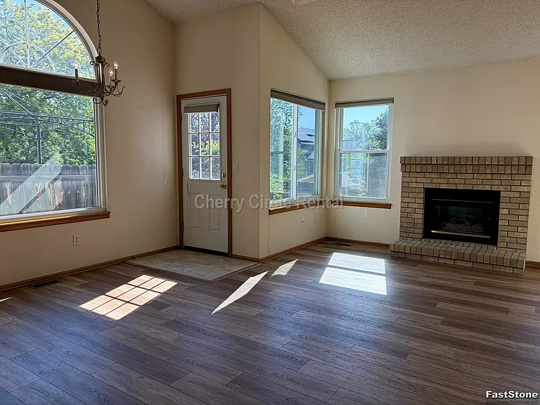 13324 Cherry Cir — Photo 5