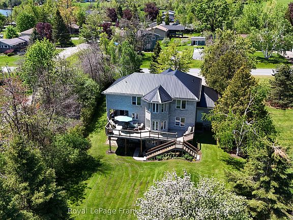 3rd image of 609 Brick Rd