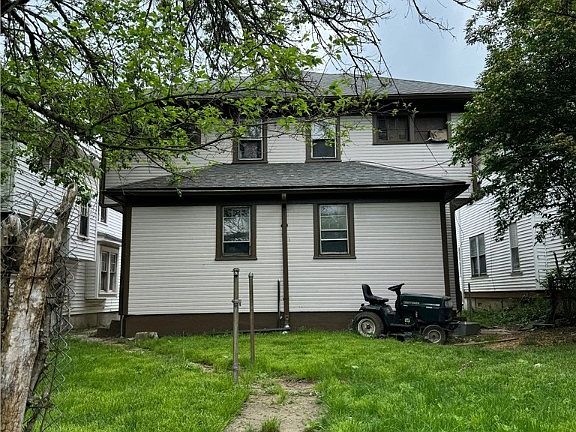 2nd image of 83-85 W Hudson Ave