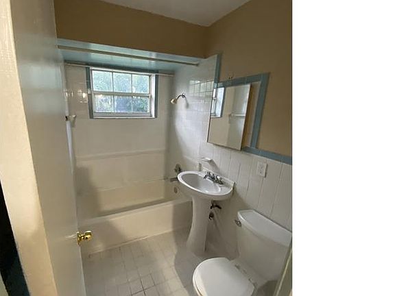 4th image of 6001 NW 42nd Ter