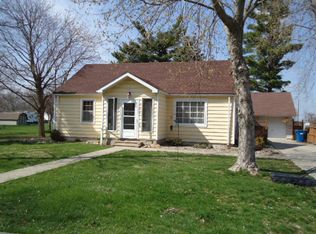 220 E Howard St, Brook, IN