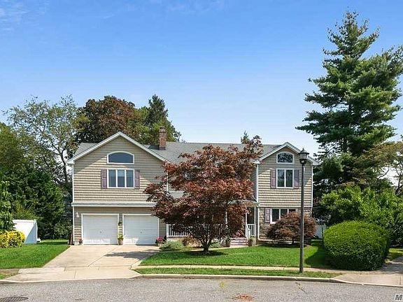 2nd image of 469 York Ct