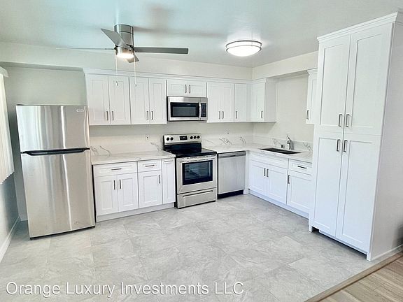 2nd image of 11423 Ohio Ave APT 11