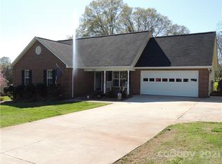2065 Picnic Dr, Newton, NC 28658