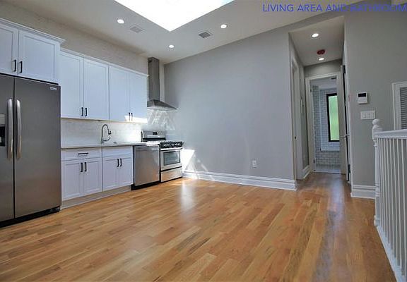 3rd image of 229A Vernon Ave #2