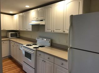 145 Highland Ave, Branford, CT 06405