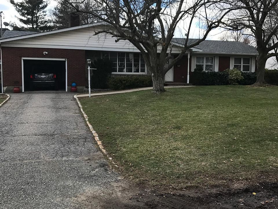 1st image of 440 Jefferson Blvd