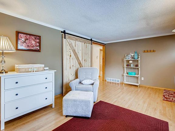 5th image of 2296 14th Ave E