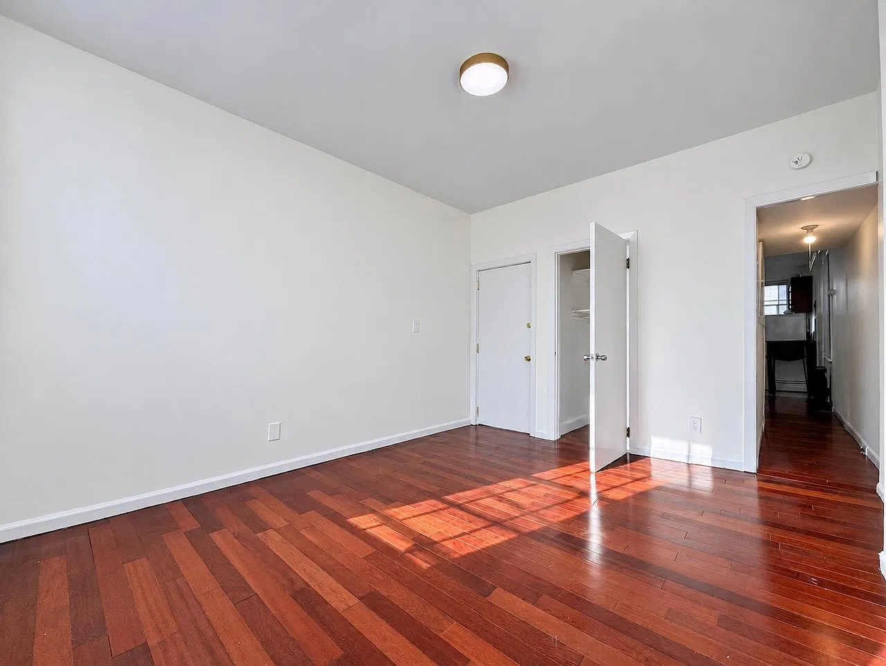1 bed, 1.0 bath, $1,700 — Photo 4
