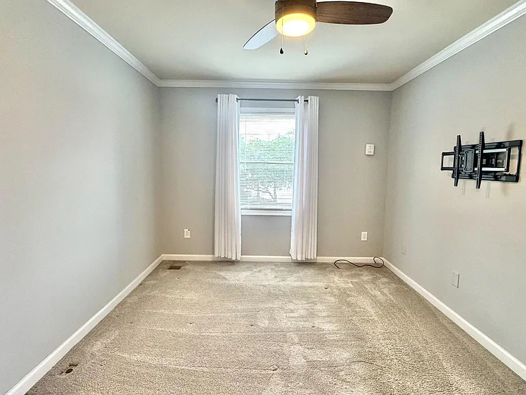 15402 Manor House Ter — Photo 11