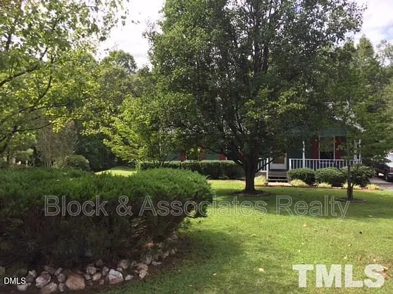 1521 Bricklanding Cir — Photo 6